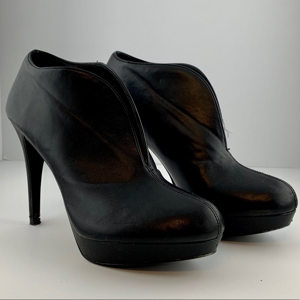 Audrey Brooke size 7.5 fit more like a 7